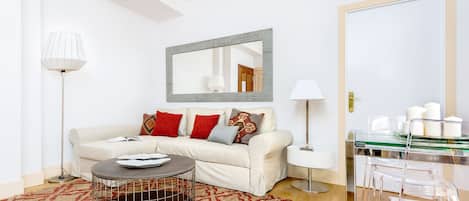 Apartment (1 Bedroom) | Interior