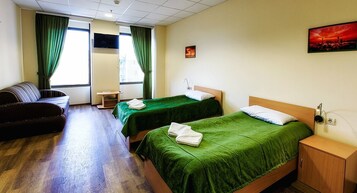 Standard Room, Multiple Beds, Non Smoking, Club Lounge Access | Laptop workspace, soundproofing, iron/ironing board (on request)