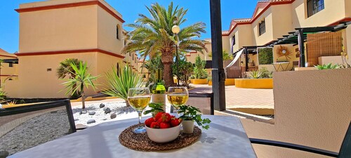 Apartment C16 -GlasfaserInternet-max. 4 Personen-Pool-Terrasse-Costa Calma