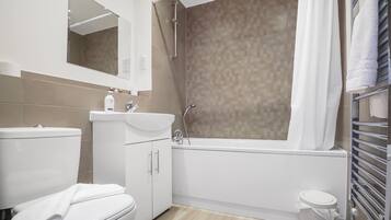Superior Apartment, 2 Bedrooms | Bathroom | Combined shower/bathtub, free toiletries, hair dryer, towels