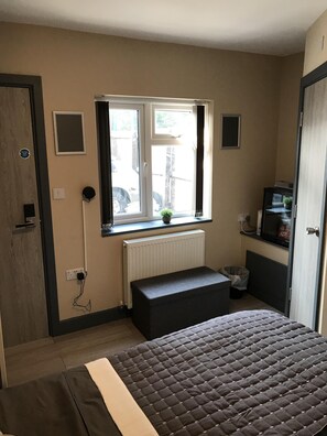 Dobbeltrom – comfort, eget bad