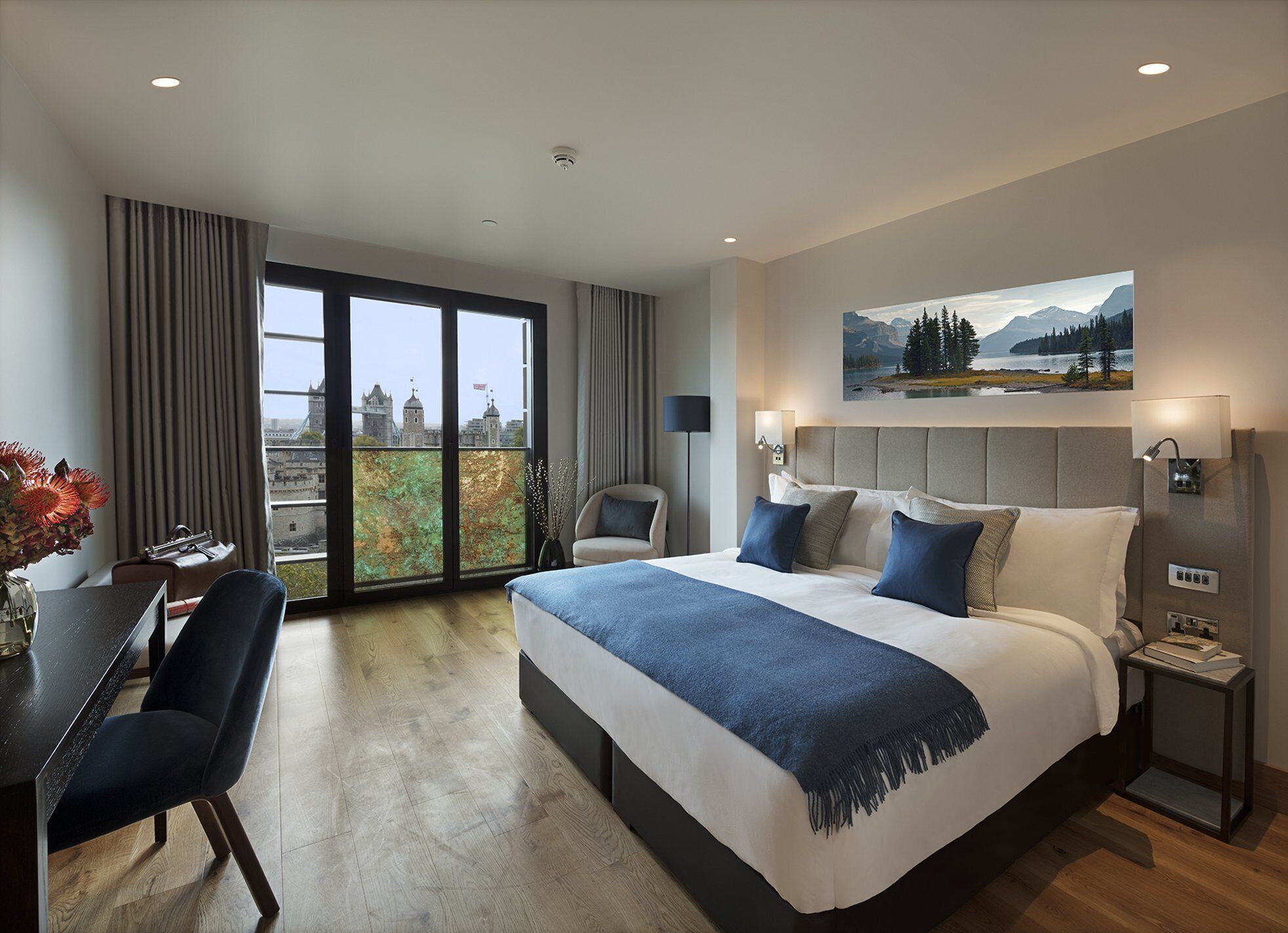 apartment | 1 bedroom, hypo-allergenic bedding, in-room safe, desk