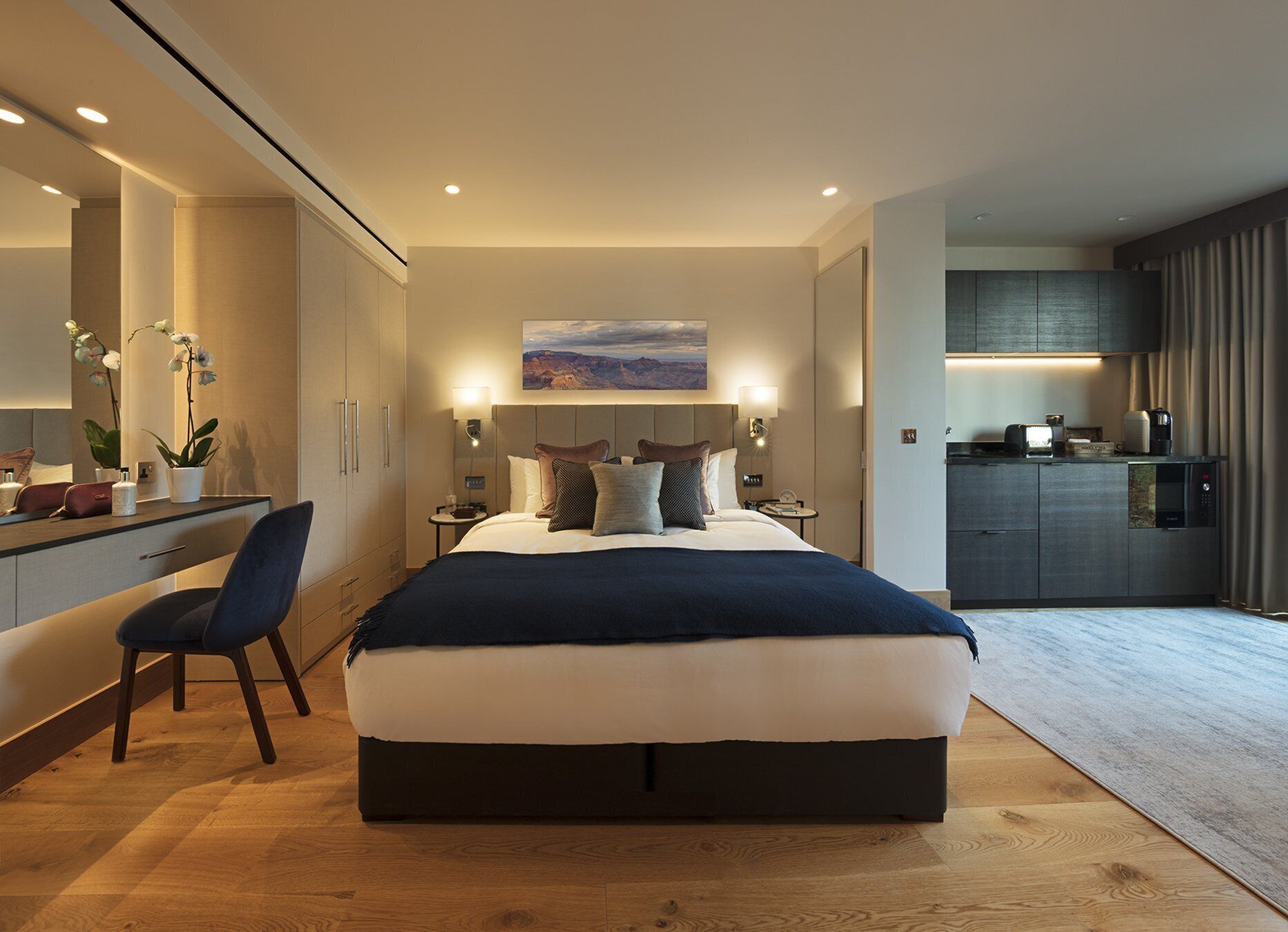 executive studio | 1 bedroom, hypo-allergenic bedding, in-room safe, desk