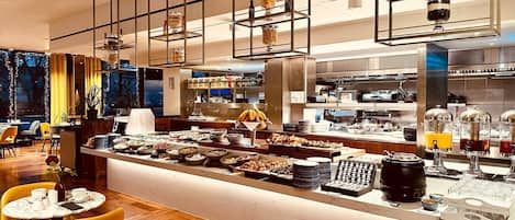 Frühstück, Mittagessen, Abendessen, italienische Küche