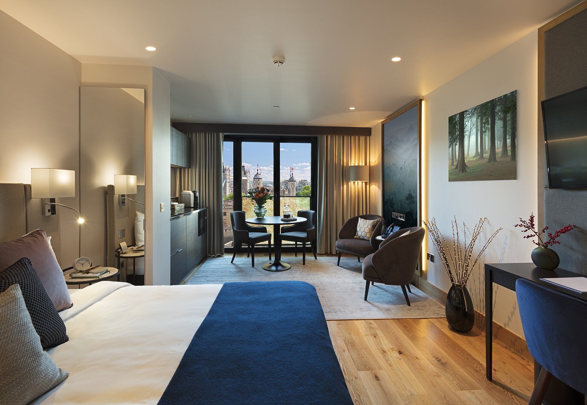 executive studio | 1 bedroom, hypo-allergenic bedding, in-room safe, desk