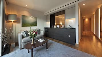 Phòng Suite Executive | Bếp riêng | Dụng cụ pha espresso, dụng cụ pha cà phê/trà, ấm điện