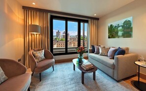 Allergikerbettwaren, Zimmersafe, Schreibtisch