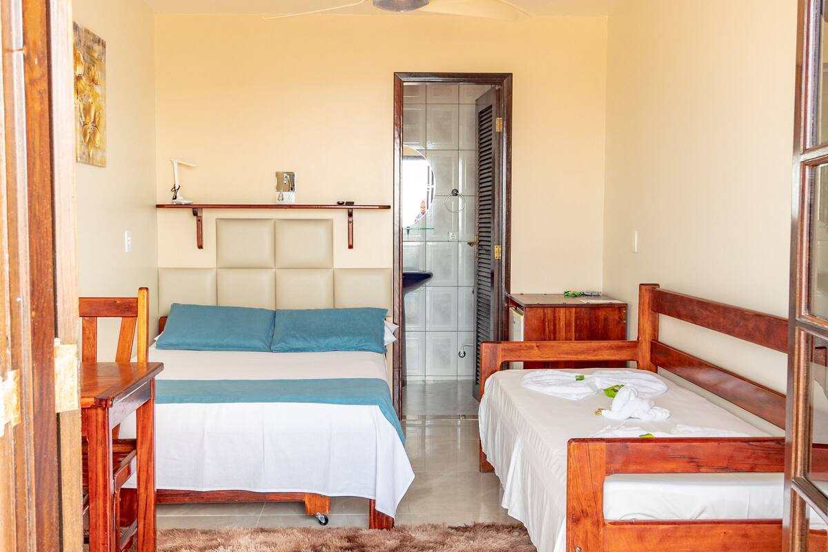 standard suite | minibar, free wifi, bed sheets