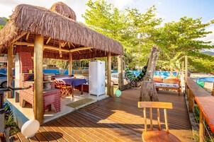 Área de parrillas y picnic