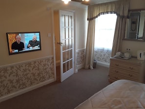 Schallisolierte Zimmer, Bügeleisen/Bügelbrett, kostenloses WLAN