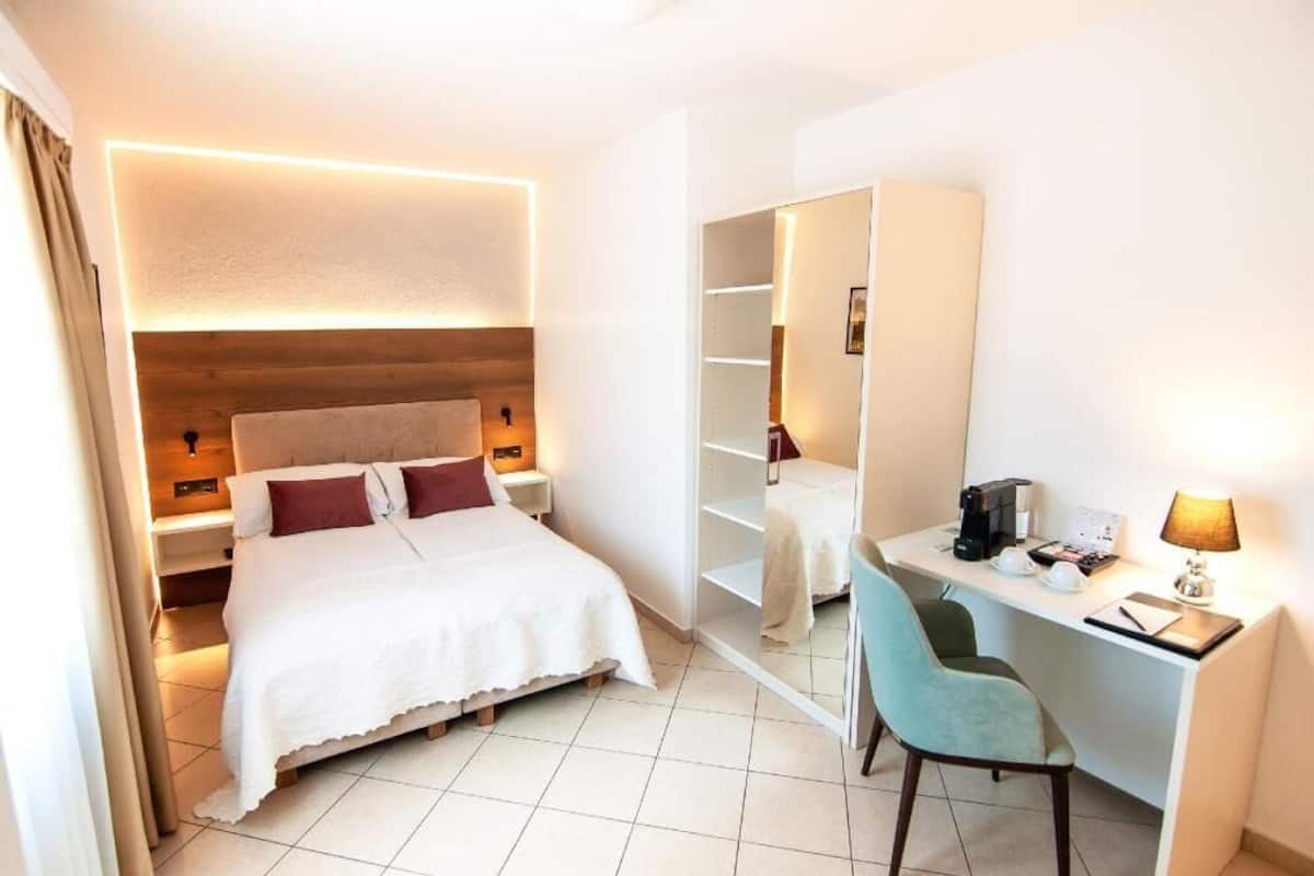 In-room safe, desk, blackout drapes, iron/ironing board