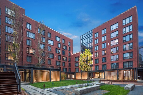 Holiday Inn Express Beijing Shijingshan Lakeview by IHG