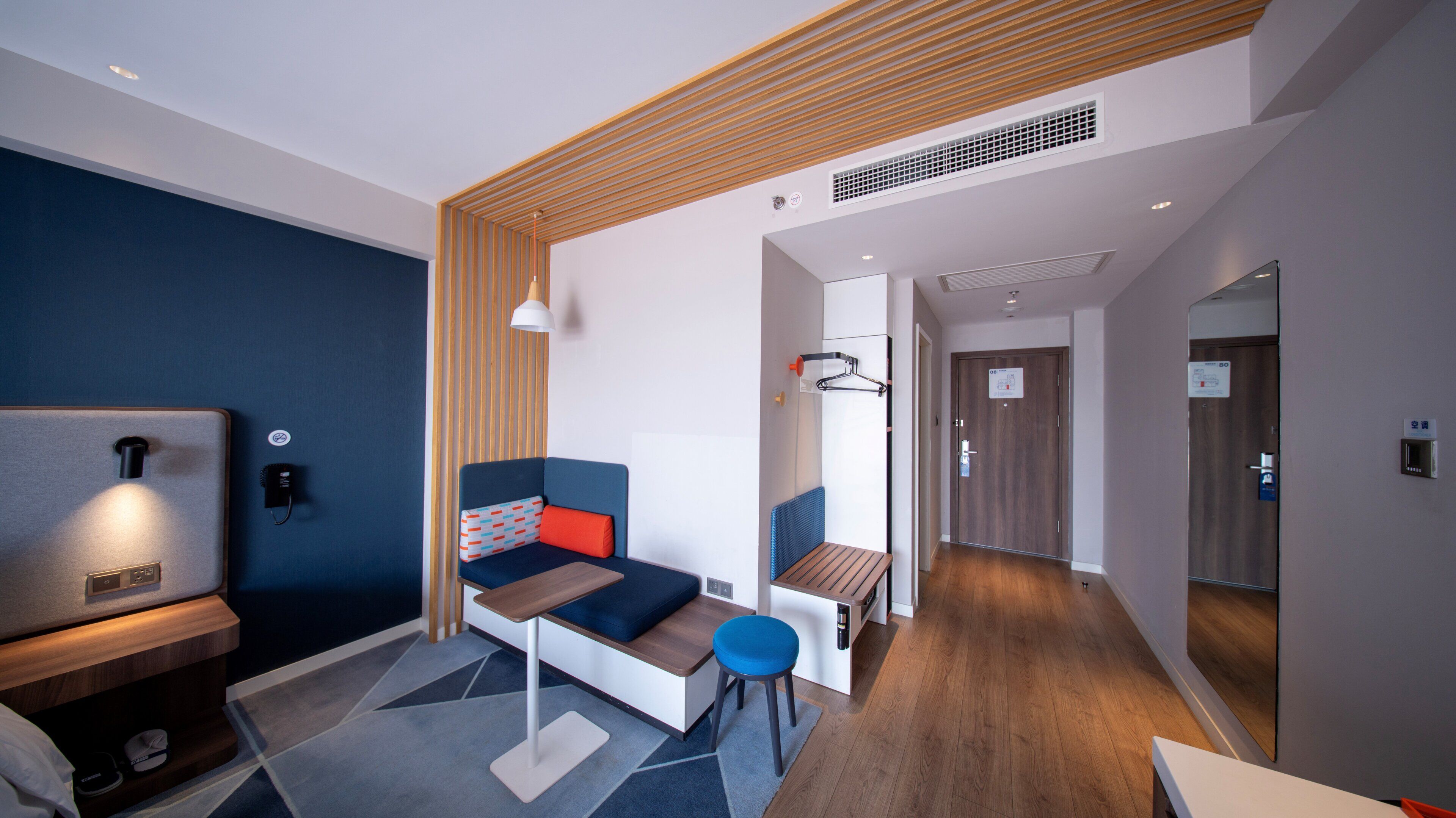 Photo - Holiday Inn Express Beijing Shijingshan Lakeview by IHG