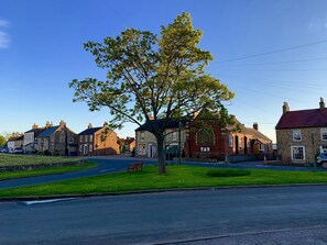 Exterior - Characterful Home In Vibrant Village! (Scorton)
