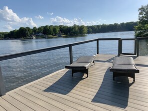 Property grounds - Spacious Lakefront Home, Amazing Views, Nice Dock, Sleeps 20 comfortably-Private (Bracey)