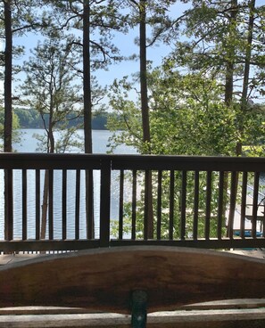 Property grounds - Spacious Lakefront Home, Amazing Views, Nice Dock, Sleeps 20 comfortably-Private (Bracey)