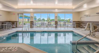 Fairfield Inn & Suites by Marriott Whitewater