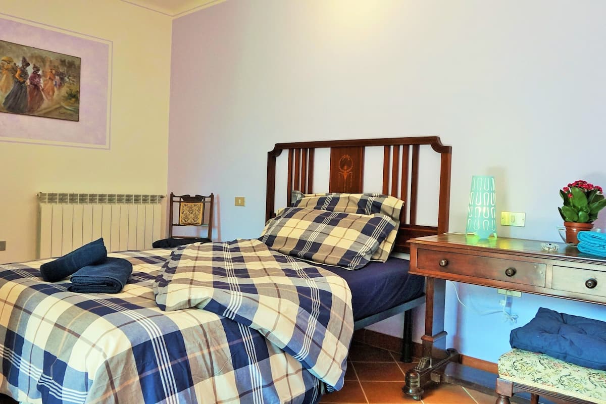 Economy Room | 1 bedroom, blackout curtains, soundproofing, iron/ironing board