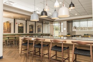 Desayuno continental incluido todos los días 