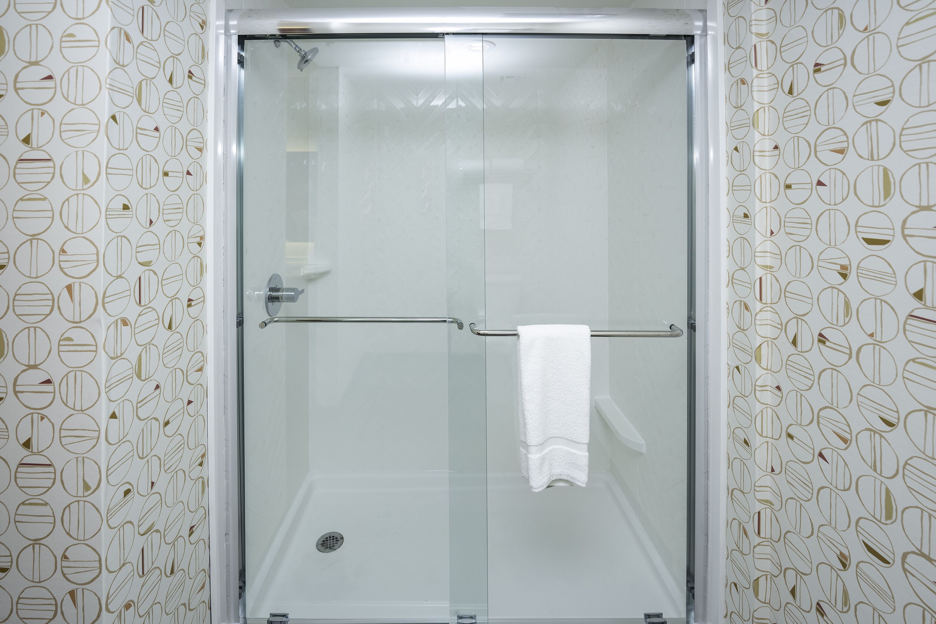 suite, 1 king bed | bathroom shower