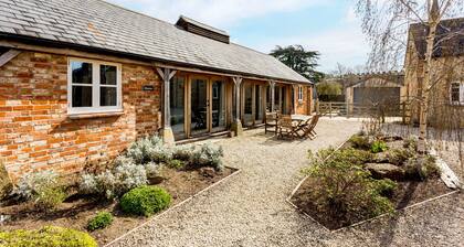 Bright Cotswolds Home near Littleworth