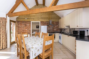 Interior - Classic Cotswolds Home near Littleworth (Faringdon)