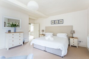 平房, 4 間臥室 | 高級寢具、獨特裝潢、布置獨特、筆電工作空間