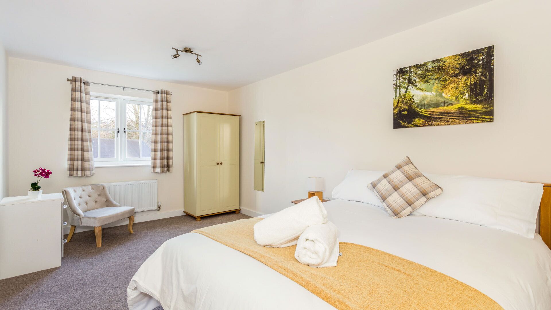 Cottage, 3 Bedrooms | Premium bedding, individually decorated, individually furnished