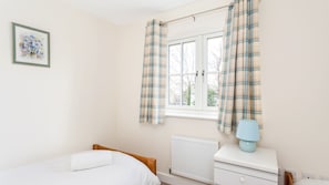 Cottage, 3 Bedrooms | 1 bedroom, premium bedding, individually decorated