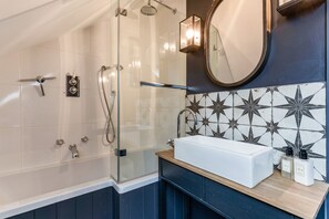 Cottage, 3 Bedrooms | Bathroom