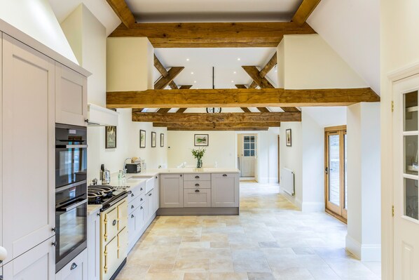 Ferienhaus, 6 Schlafzimmer | Eigene Küche | Kühlschrank, Mikrowelle, Ofen, Herdplatte