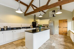 Ferienhaus, 6 Schlafzimmer | Gemeinschaftsküche | Kühlschrank, Mikrowelle, Ofen, Herdplatte