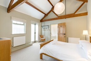 Cottage, 6 Bedrooms | Premium bedding, individually decorated, individually furnished