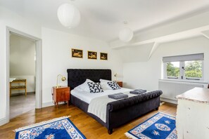 Cottage Deluxe, 6 phòng ngủ | Bộ đồ giường cao cấp, trang trí khác biệt 