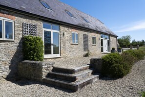 Exterior detail - Spacious Open-Plan Home in Oxfordshire (Bampton)