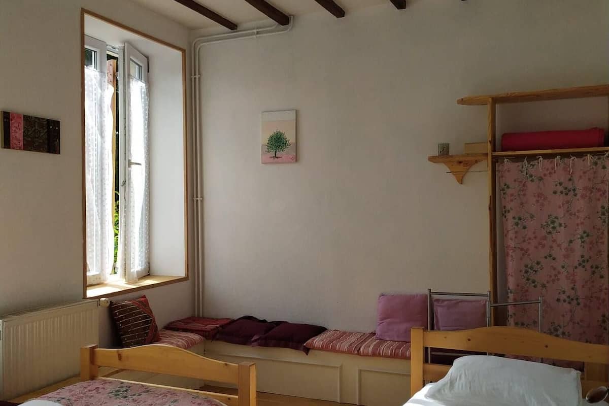 Quarto (Le Vent Se Lève) | Berços grátis, Wi-Fi de cortesia, individualmente decorados