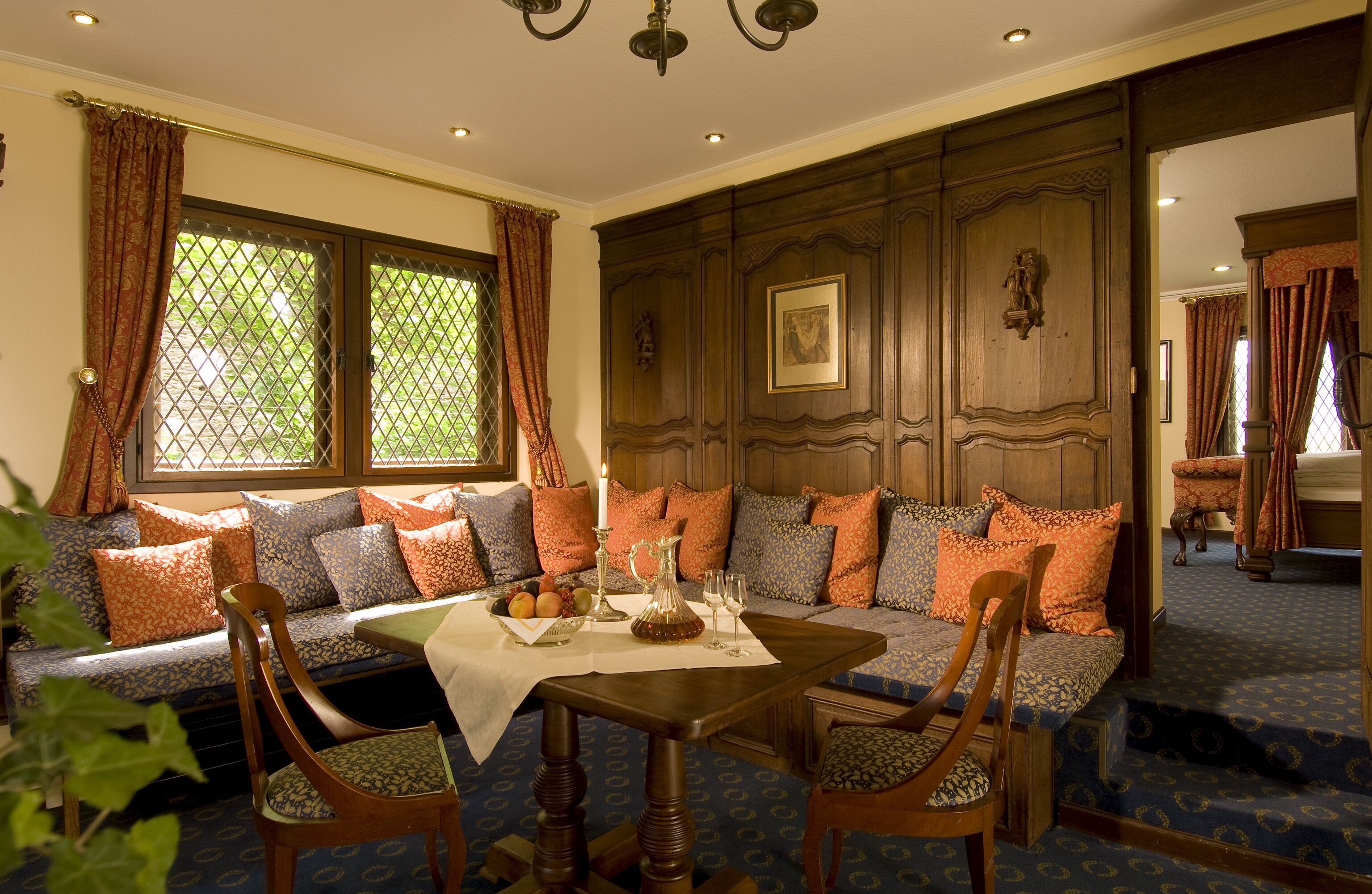 family suite | living area | flat-screen tv