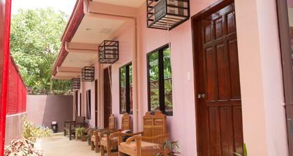 PrÚs de nombreuses destinations touristiques avec petit-déjeuner gratuit