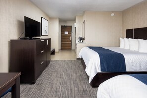 Rideaux occultants, fer et planche à repasser, Wi-Fi gratuit