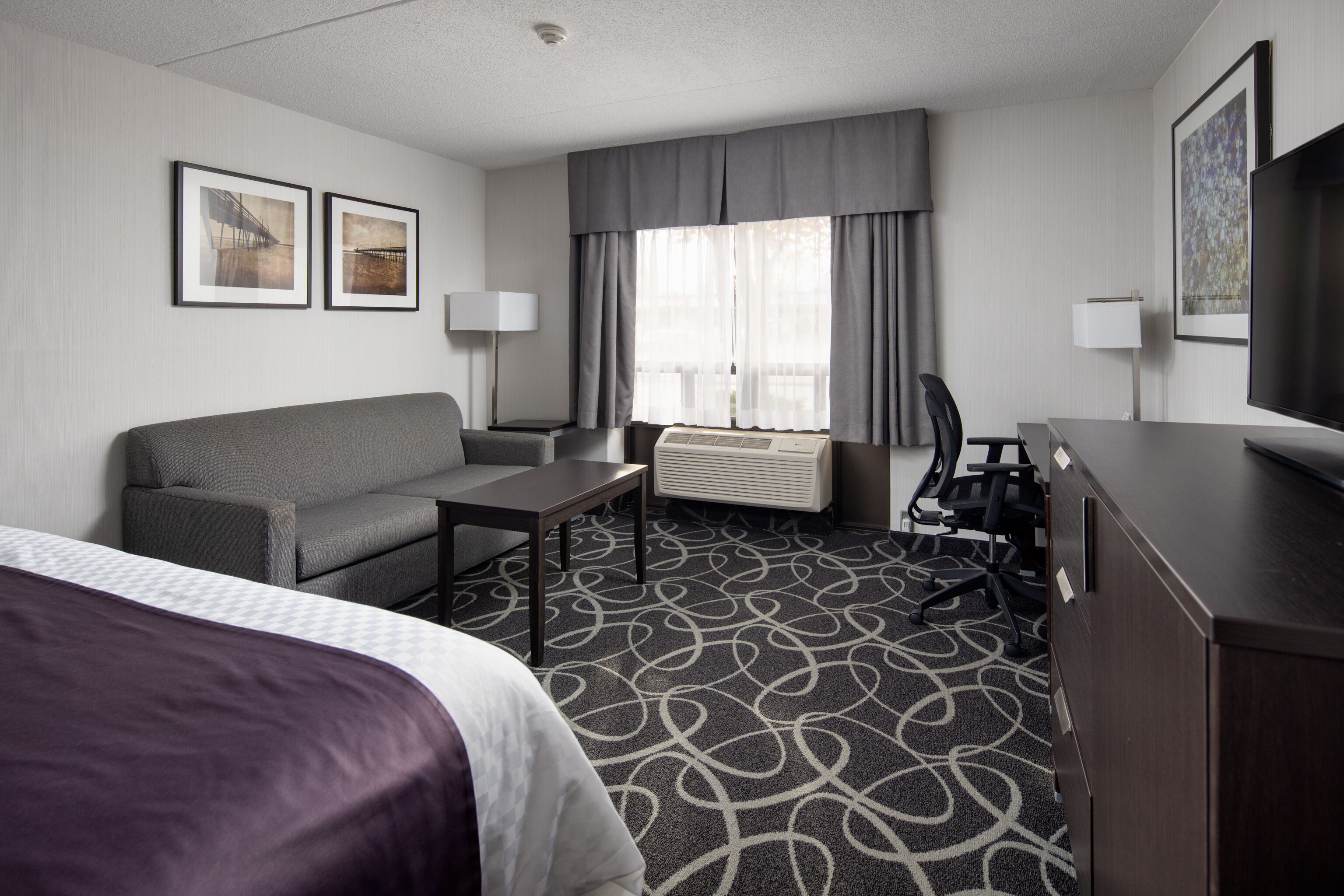 deluxe room | blackout curtains, iron/ironing board, free wifi, bed sheets