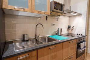 Standard Apartment, 1 Bedroom | Private kitchenette