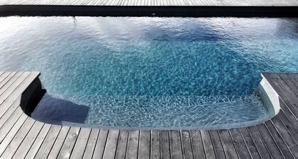 RUSTAGI 1834: APPARTEMENT DANS UNE VILLA AVEC PISCINE DANS LA RĂGION DU BAROLO