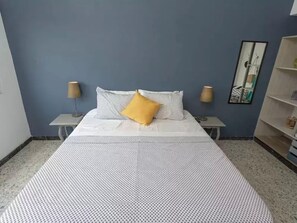 Apartment, 4 Bedrooms | Blackout drapes, iron/ironing board, free WiFi, bed sheets - Casa Orozco (Cali)