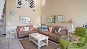 Living room - Horizon South By Blueswell (Panama City Beach)