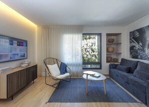 Down comforters, in-room safe, desk, soundproofing - V65 Mexico (Mexico City)