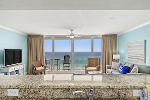 Condo, Multiple Beds, Patio, Ocean View (Emerald Beach Resort 733) | Living area
