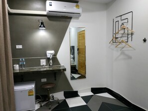 Standard Room | Room amenity - Hoftors (Bangkok)