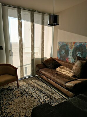 TV - Luxury apartment. (Santa Cruz de la Sierra)