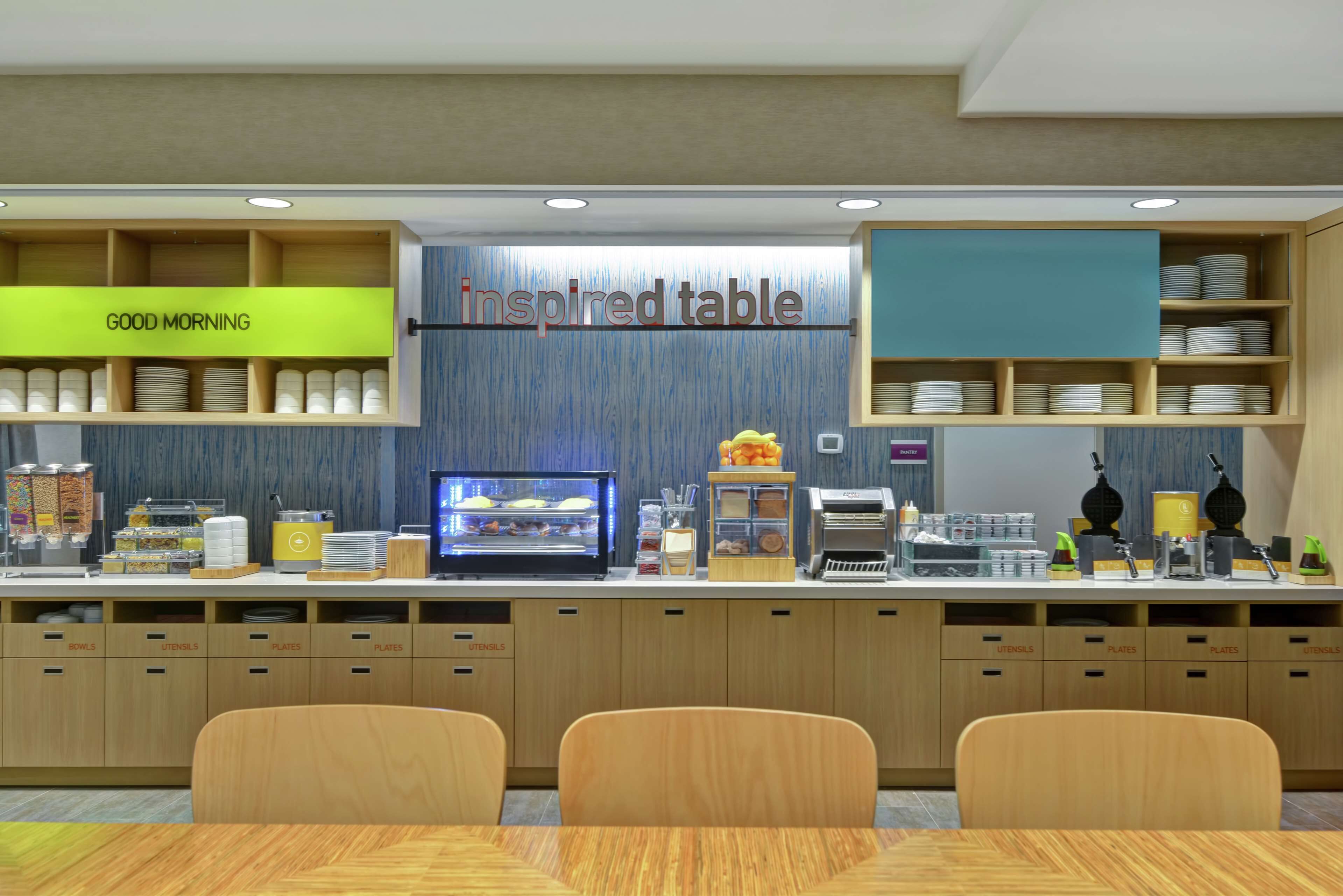 Photo - Home2 Suites by Hilton West Palm Beach Airport, FL