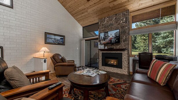 Unclassified image, 1 of 180, button - Park Avenue Condos By Identity Properties (Park City)
